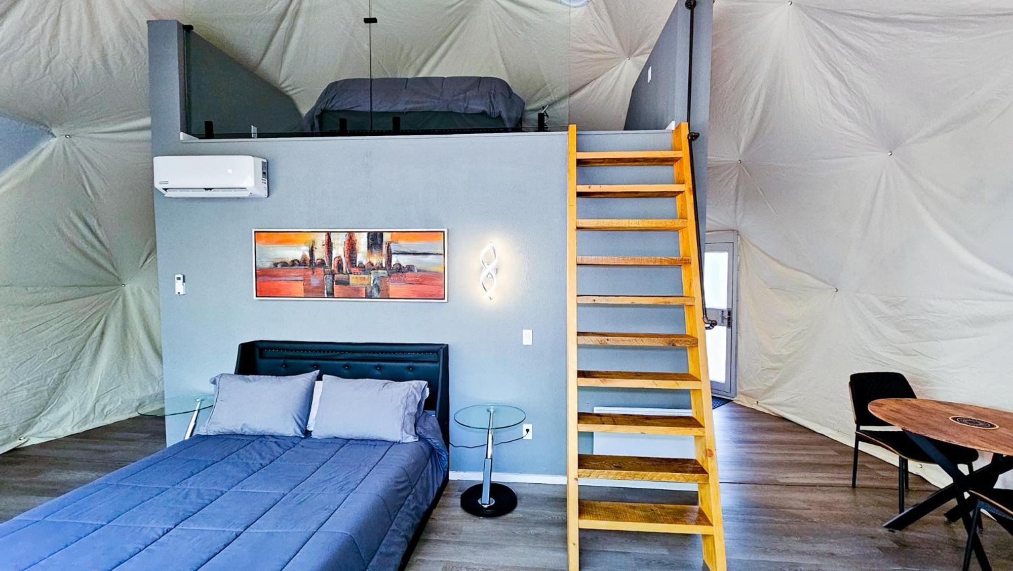 Dome Le Rocher Brownsburg Экстерьер фото